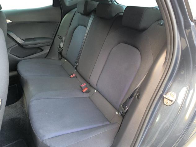 SEAT Arona 1.0 BENZINA 95 HP FR NEOPATENTATI - Foto 9