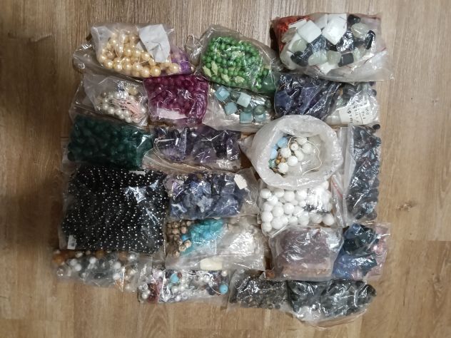 VENDO GRANDE BLOCCO ACCESSORI PIETRE DURE e PREZIOSE DA MONTARE - Foto 8