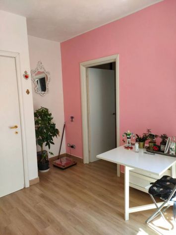 INFERNETTO BILOCALE ARREDATO CON TERRAZZO PRIVATO