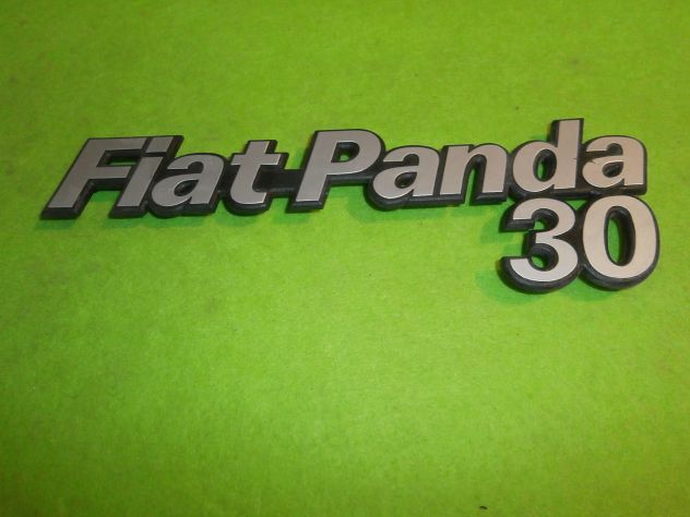 SCRITTA LOGO TARGHETTA POSTERIORE FIAT PANDA 30 REAR PLATE FIAT PANDA 30 - Foto 2