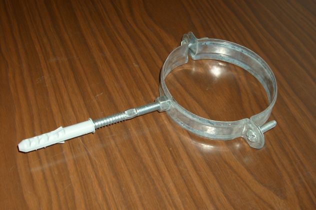 LATTONERIA - COLLARE ZINCATO PER PLUVIALE TONDO DIAMETRO 100 MM.