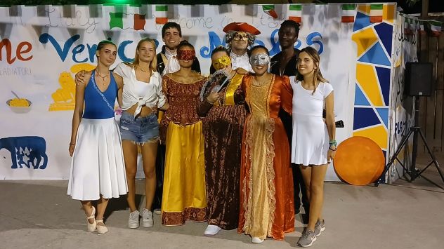 RICERCHIAMO ANIMATORI PER FITNESS E BALLI DI GRUPPO