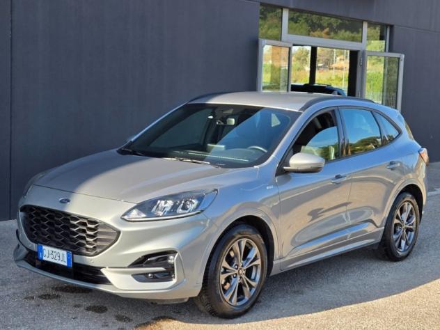 Ford Kuga 1.5 120 AT8 ST-Line X Retrocamera