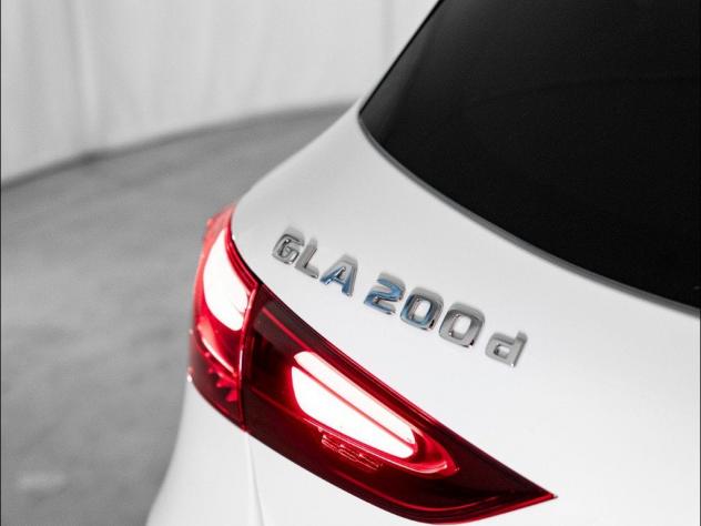 Mercedes-Benz GLA GLA 200 d Automatic AMG Line EXTRA - Foto 9