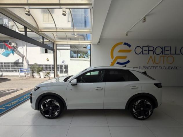 VOLKSWAGEN T-Roc 1.5 eTSI ACT 150 CV DSG R-Line da €389,00 mensili rif. 24161628 - Foto 10