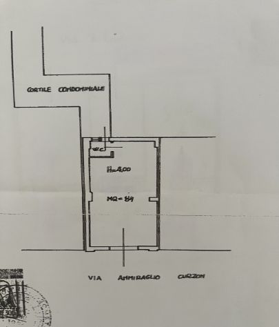 Negozio in buona posizione