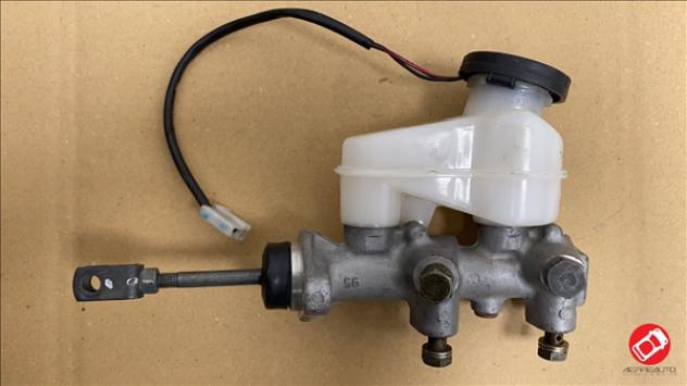 0186050 POMPA FRENO CON SERBATOIO LIGIER MICROCAR DUE