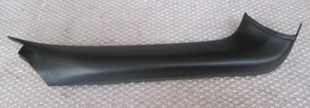 986555182 RIVESTIMENTO MONTANTE ANTERIORE DESTRO PORSCHE BOXTER S 3.2 B 185KW 6M 2P (2001) RICAMBIO USATO
