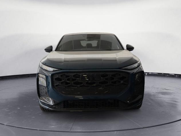 Audi Q3 Sportback 1.5 e-hybrid Business 272cv stronic
