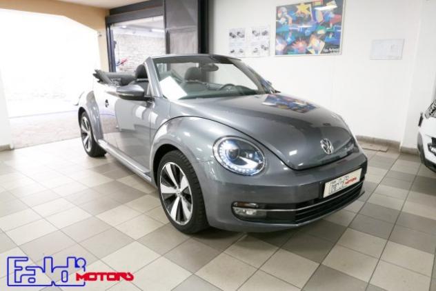 VOLKSWAGEN Maggiolino Cabrio 1.2 TSI Design rif. 24037154