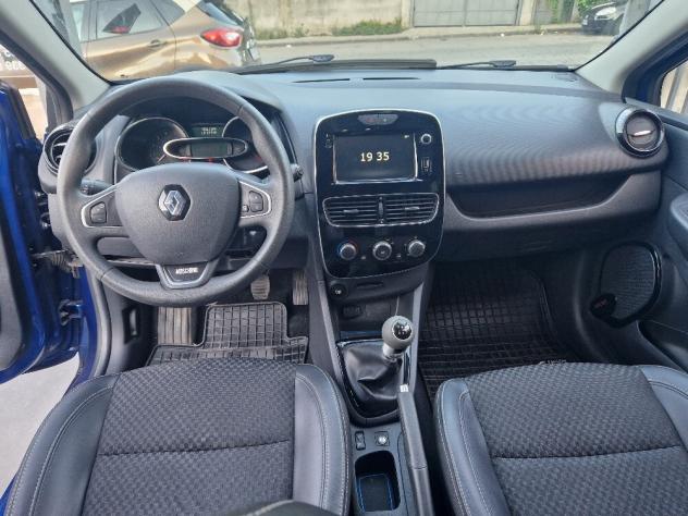 Renault Clio dCi 8V 75 CV 5 porte Moschino Life - Foto 7
