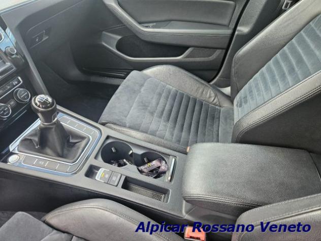 VOLKSWAGEN Passat Berlina TDI HIGHLINE BlueMotion Technology DSG rif. 23689909 - Foto 9
