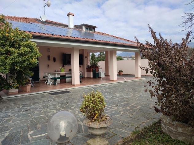 Casa singola in vendita a Marina di Carrara - Carrara 300 mq Rif: 1368848
