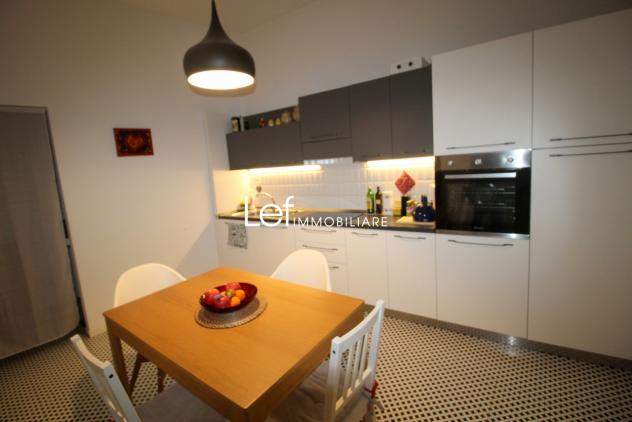 APPARTAMENTO di 4 vani e di 122 mq (VITTORIO VENETO) rif. AA89_7 - Foto 3