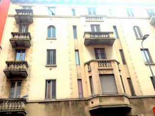 TRILOCALE ZONA MM1 BANDE NERE