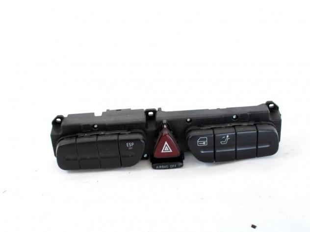 2038203710 GRUPPO DI COMANDO QUATTRO FRECCE MERCEDES CLASSE C C200 W203 2.0 B 120KW AUT 4P (2000) RICAMBIO USATO CON INTERRUTTORE ESP OFF, CHIUSURA AP