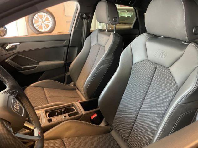Audi Q3 40 TFSI quattro S tronic S line edition - Foto 8