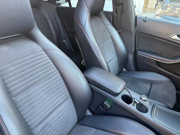 Mercedes-benz CLA 220 d S.W. Automatic Sport - Foto 8