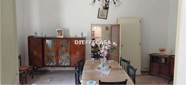 V2620 - In vendita casa indipendente con magazzino e terreno in periferia - Foto 6