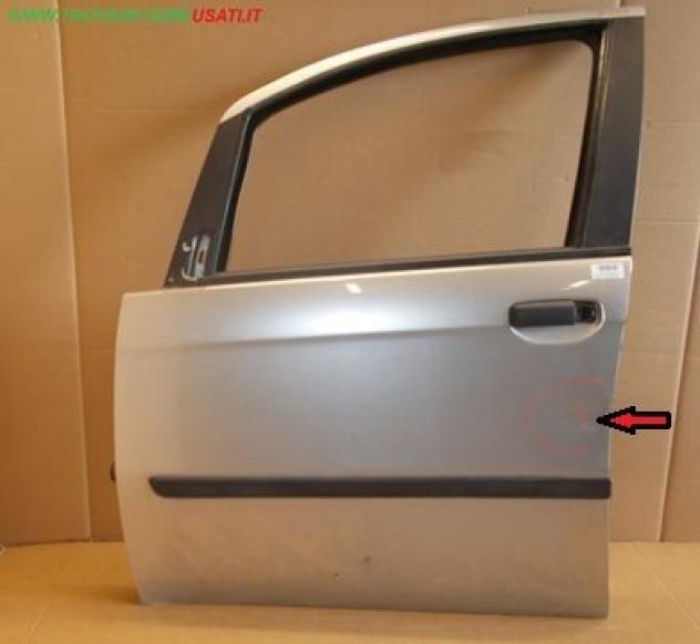 PORTA ANT.S. ARGENTO (No alzavetro) FIAT IDEA (Piccola Ammaccatura) 999-U35170 Carrozzeria  Lamierati esterni  Porte  Porta ant. sx. FIAT - IDEA - 01-