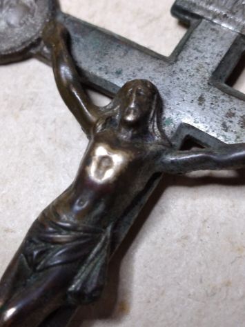 ANTICO CROCIFISSO SOUVENIR DELLE MISSIONI IN METALLO DI FUSIONE EPOCA 800 - Foto 10
