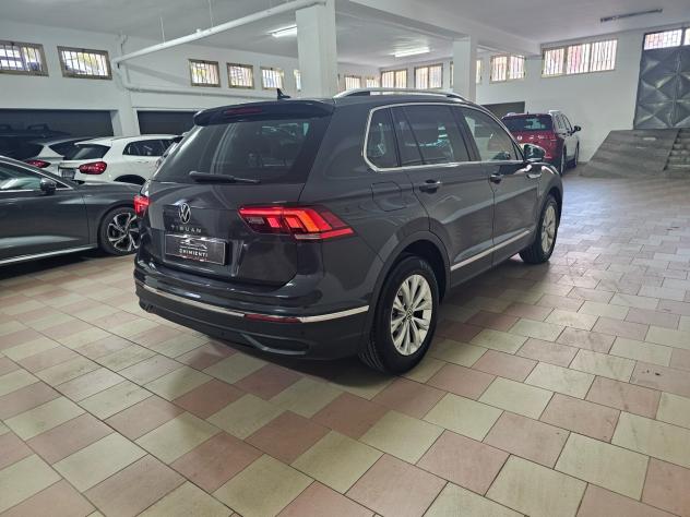 Volkswagen Tiguan 2.0 TDI 150 CV SCR DSG Life - Foto 7