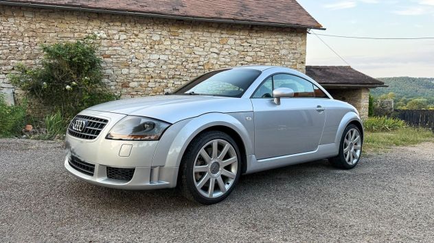 Audi TT 3.2 V6 Quattro
