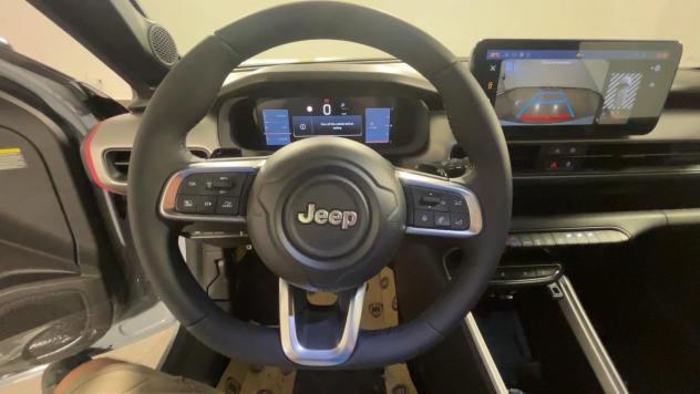 Jeep Avenger e-Hybrid 1.2 MHEV e-Hybrid Turbo Summit - Foto 8