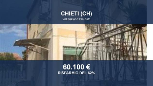 Immobile in asta di 215 m², box auto in vendita a Chieti