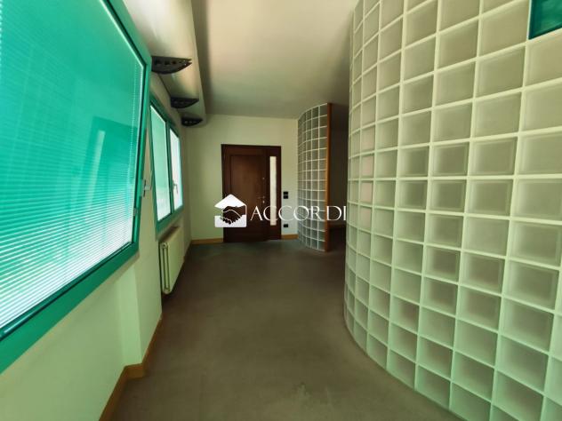 APPARTAMENTO di 5 vani e di 165 mq (CONEGLIANO) rif. SM65 - Foto 2