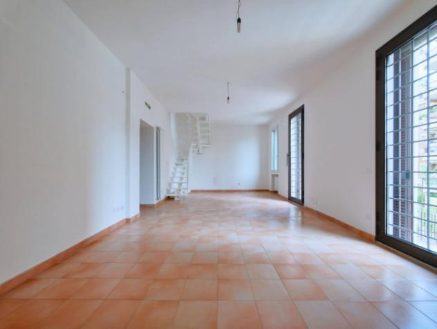 Casa indipendente di 252 m² con più di 5 locali e box auto doppio in vendita a Sesto San Giovanni - Foto 5