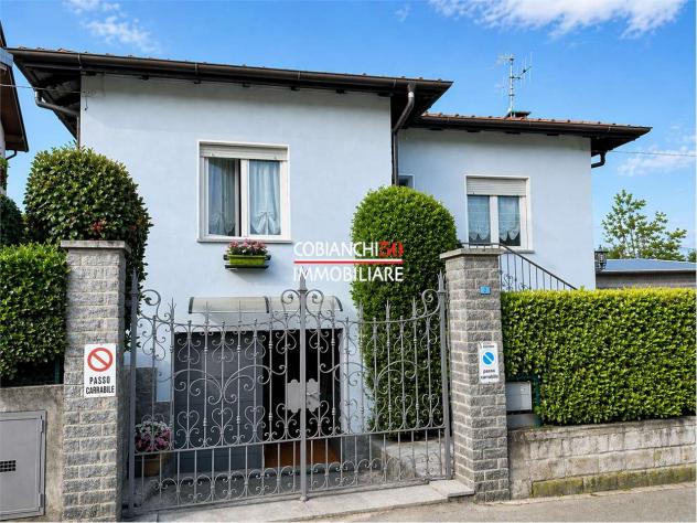 V000844 - CASTAGNOLA, CASA INDIPENDENTE CON GIARDINO E GARAGE