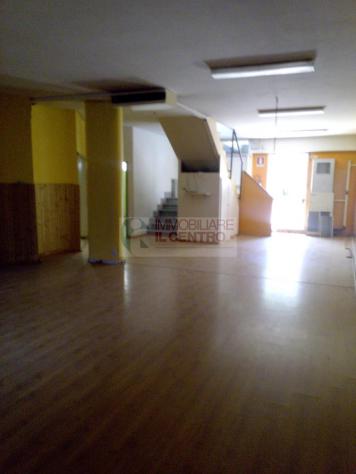 Fondo commerciale di 300 mq. su 2 livelli - Foto 7