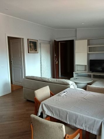Splendido Trilocale mansardato ristrutturato e arredato - Foto 2