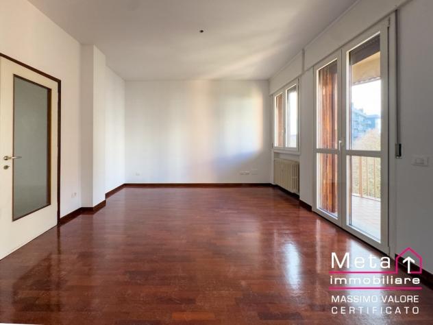 San Donato, via Kennedy 28 - 3 locali con tripla esposizione - Foto 6