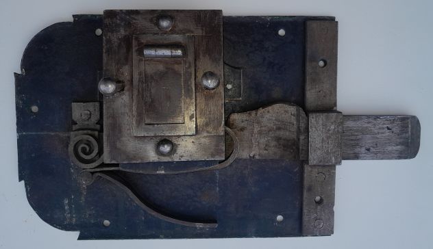 Serratura Antica periodo XVIII e il XIX secolo Italia da Portone