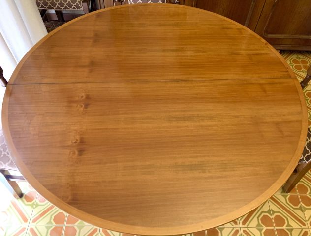 STANZA DA PRANZO IN NOCE O SOLO TAVOLO CON 6 SEDIE - Foto 5