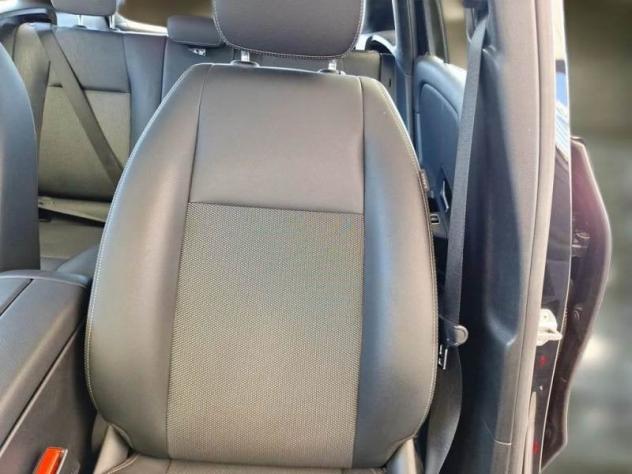 Mercedes-Benz GLA 200 d 150 CV Automatica Business Extra - Foto 6