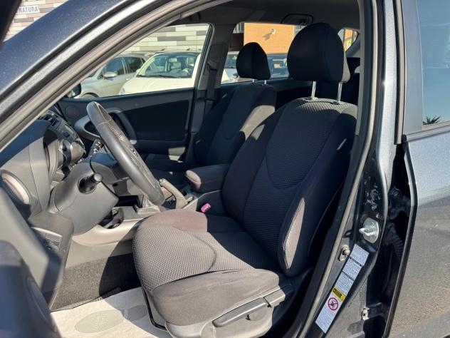 Toyota RAV 4 2.2 D-4D 136CV 5P LUXURY 2006 - Foto 5