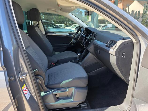 Volkswagen Tiguan 2.0 TDI 150 CV SCR DSG Elegance - Foto 6