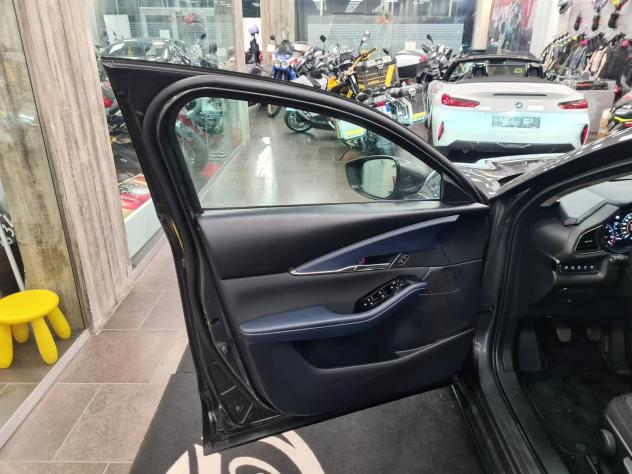 Mazda CX-30 2.0L Skyactiv-G M Hybrid 2WD Exclusive - Foto 9