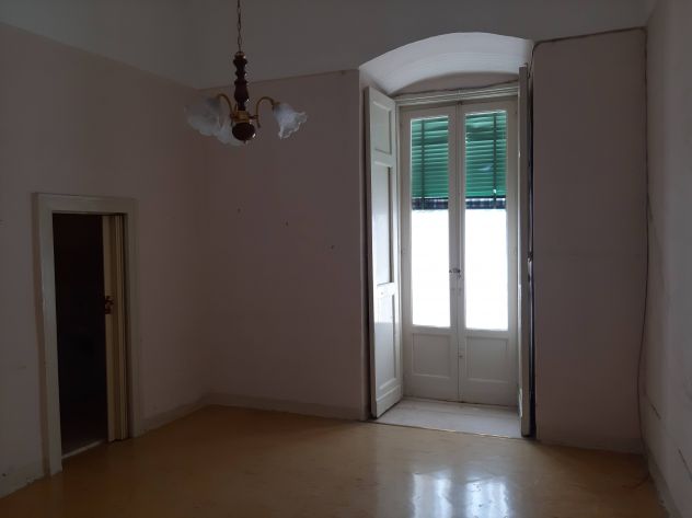 Vendesi appartamento di 3 ampi vani e accessori + box auto + cantinola - Foto 9