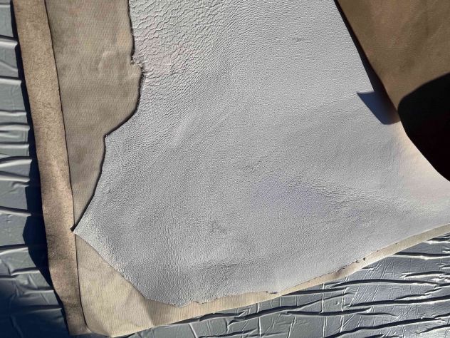 Pellame ovino liscio bianco satinato accoppiato – Sp. 2,0 - Foto 4
