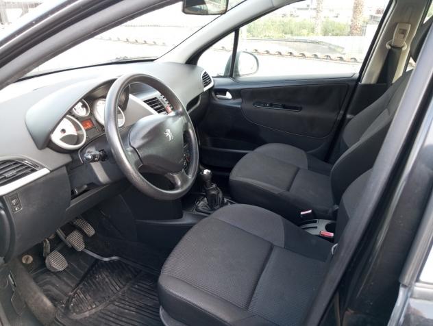 Peugeot 207 1.4 HDi 70CV FAP 5p. XS - Foto 9