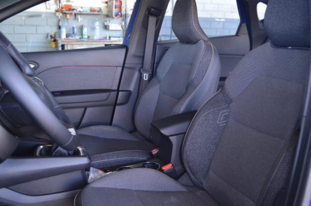 RENAULT Captur ECO-G 100 CV Techno GPL Pack Navigation 10,4" rif. 24089186 - Foto 8