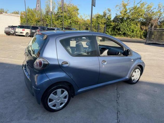 TOYOTA Aygo 1.0 12V VVT-i 5 porte Now rif. 24101377 - Foto 4