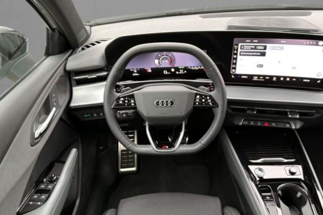 AUDI Q3 TDI 110 kW S tronic S Line edition rif. 24049436 - Foto 6