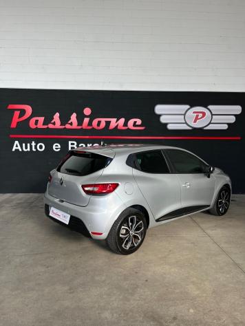 Renault Clio 90 CV 5 porte Moschino Zen - Foto 3