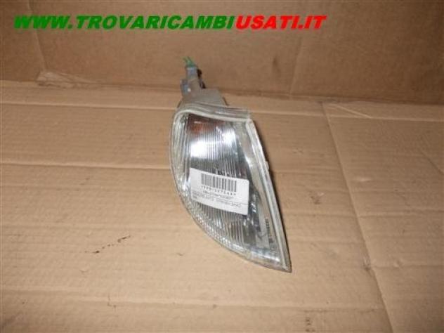 FANALINO ANT.S. OPEL VECTRA (J96)  Parti elettriche  Fanaleria  Proiettori  Fanalino comple OPEL - VECTRA - 01-03-1999 - 01-05-2002, OPEL - VECTRA - 0