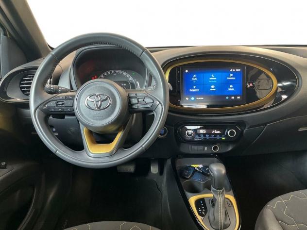 Toyota Aygo X 1.0B (72 CV) Lounge S-CVT - Foto 7
